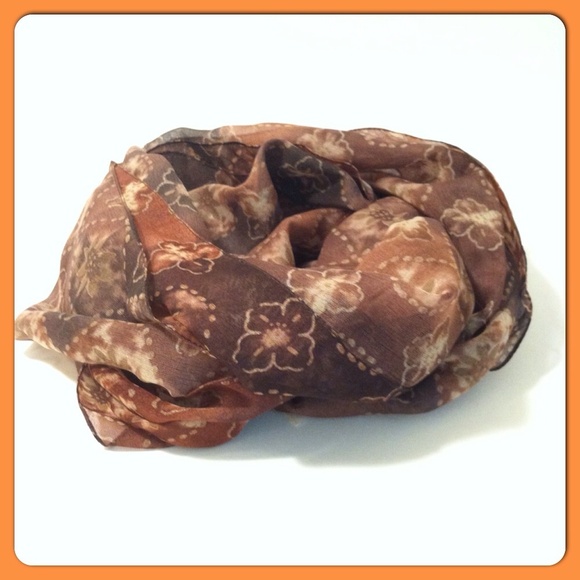 Italian Accessories - Rectangular Silk Italian Scarf Vintage